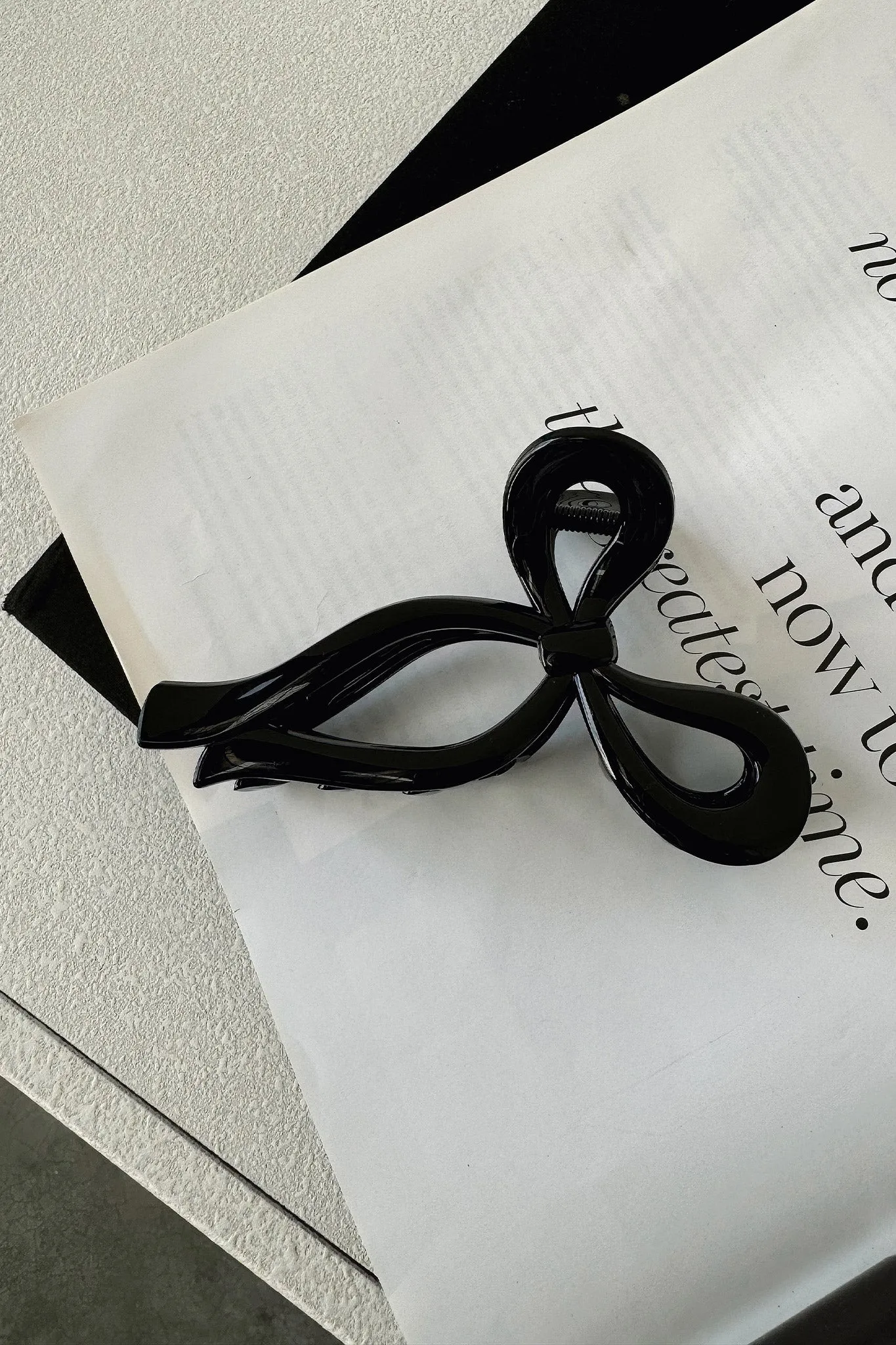 Blaire Claw Clip - Black