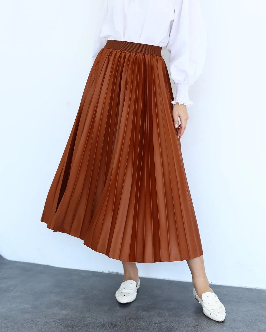 PLEAT LAD FAS SKIRT BROWN 4203-09