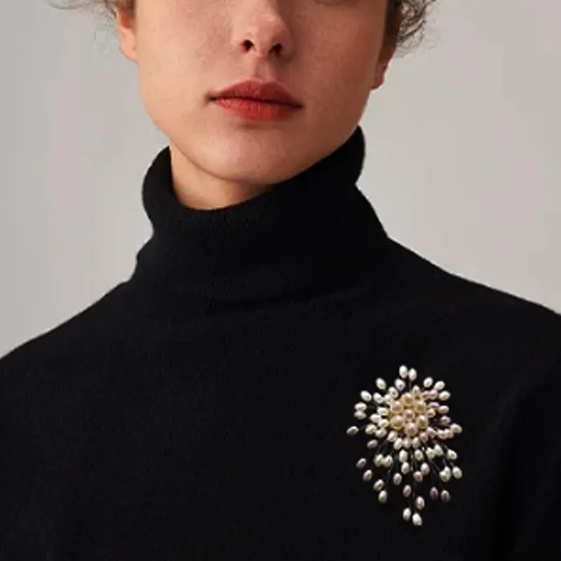 Women's High-end Exquisite Handmade Pearl Brooch